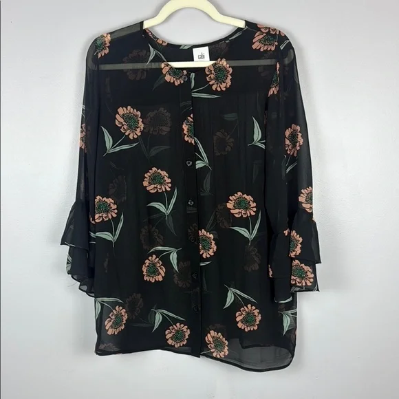 Cabi Black Floral Boxy Blouse with Ruffled Bell Sleeves Size Large - Picture 2 of 9